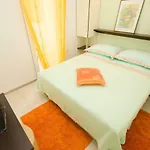 Delfin * Tučepi